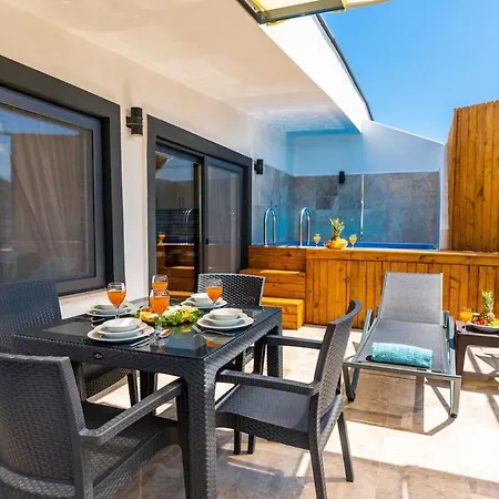 Near Kaputas, Luxury Apartment With Pool Apartment