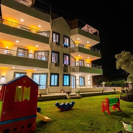 Near Kaputas, Luxury Apartment With Pool