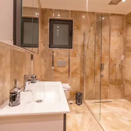 Apartment Near Kaputas, Luxury Apartment With Pool Kas